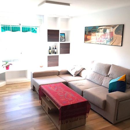 Malaga Centro - La Trinidad Apartment Luaran gambar