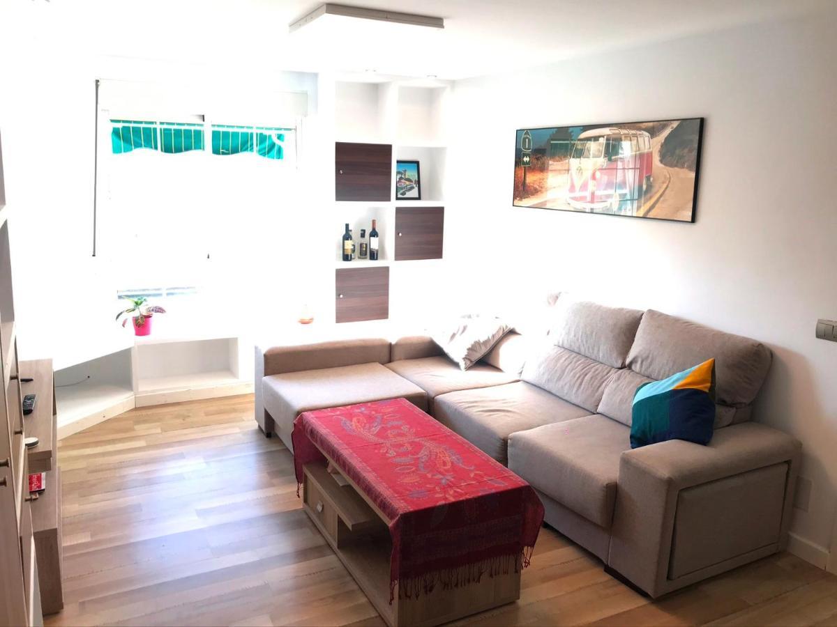 Malaga Centro - La Trinidad Apartment Luaran gambar