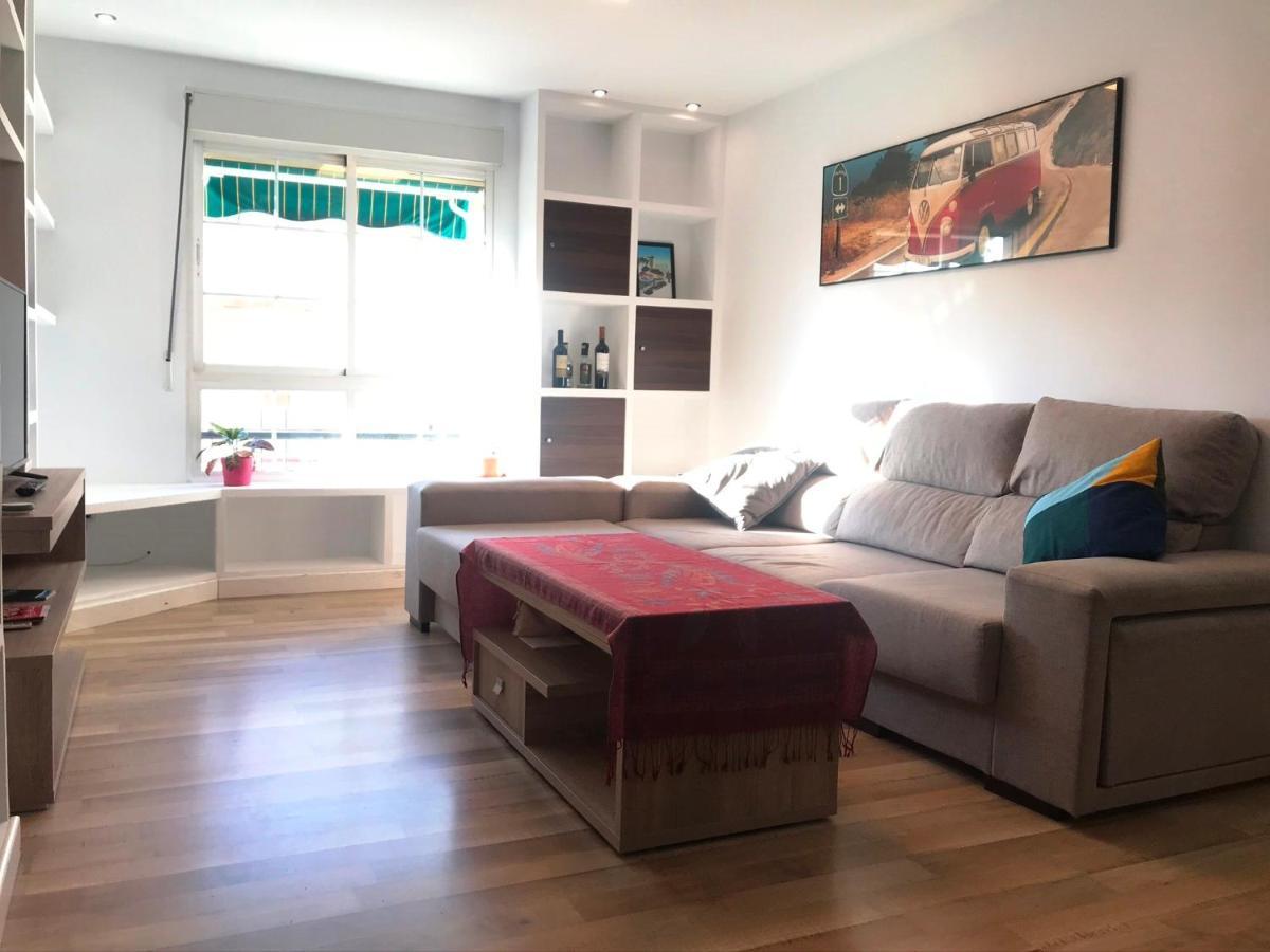 Malaga Centro - La Trinidad Apartment Luaran gambar
