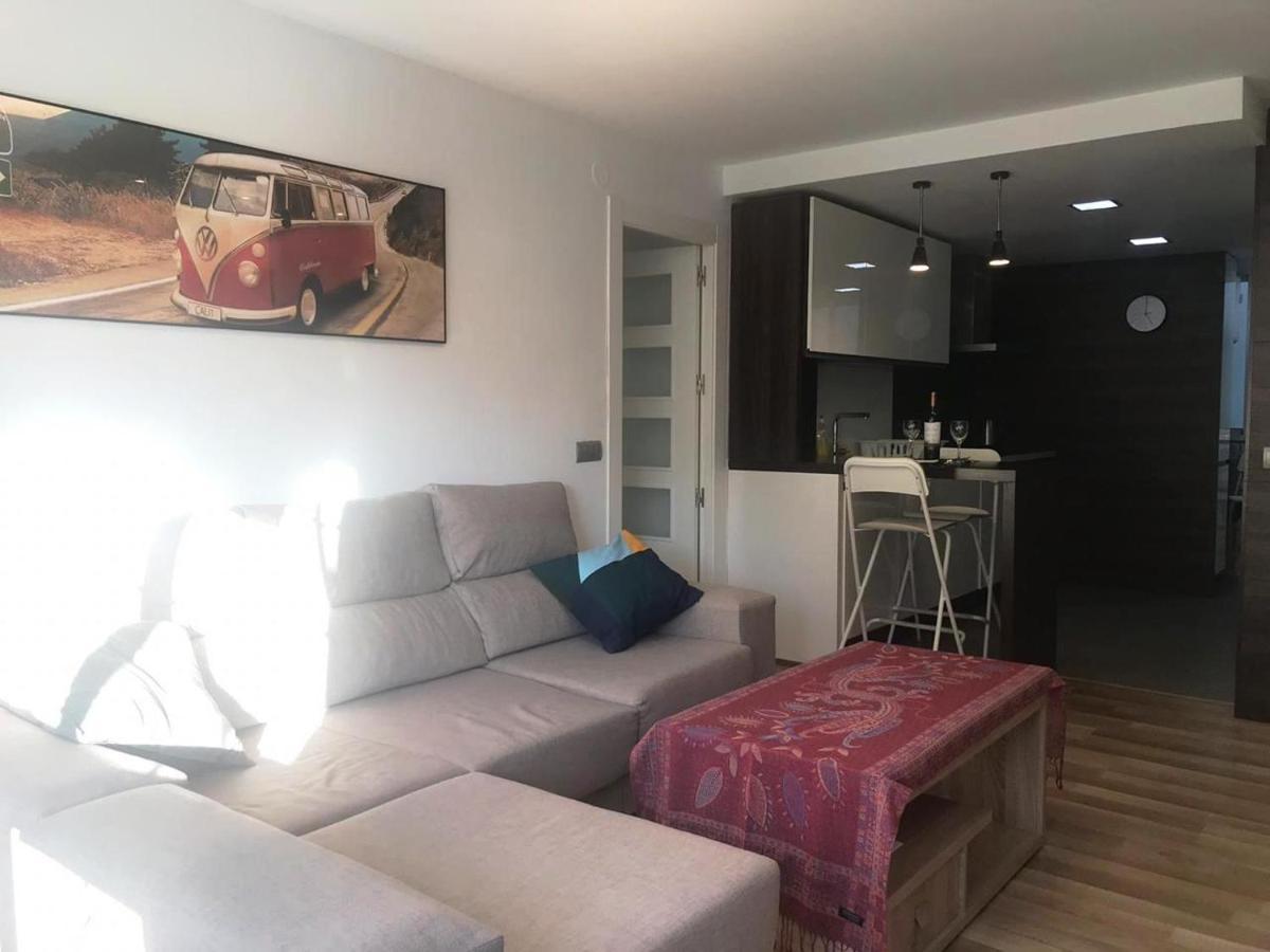 Malaga Centro - La Trinidad Apartment Luaran gambar